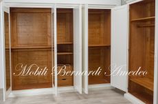 Armadio-guardaroba-classico-legno-finitura-bianco-anticato-06