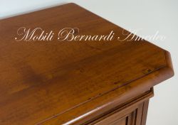 Credenza classica in legno con ante intarsiate produzione artigianale made in Italy