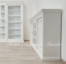 Credenza da soggiorno in legno con 3 ante scorrevoli a vetro finitura bianco