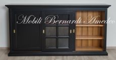 Credenza con 3 ante scorrevoli finitura laccata nero anticato e tinta legno chiaro